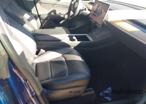 2022 Tesla Model Y Performance Dual Motor All-Wheel Drive from USA, damaged, VIN 7SAYGDEF7NF374796